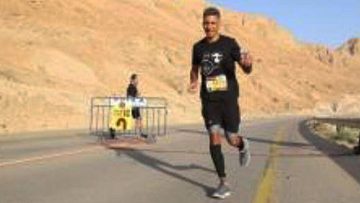 Shahar David during the run. Just before the collapse